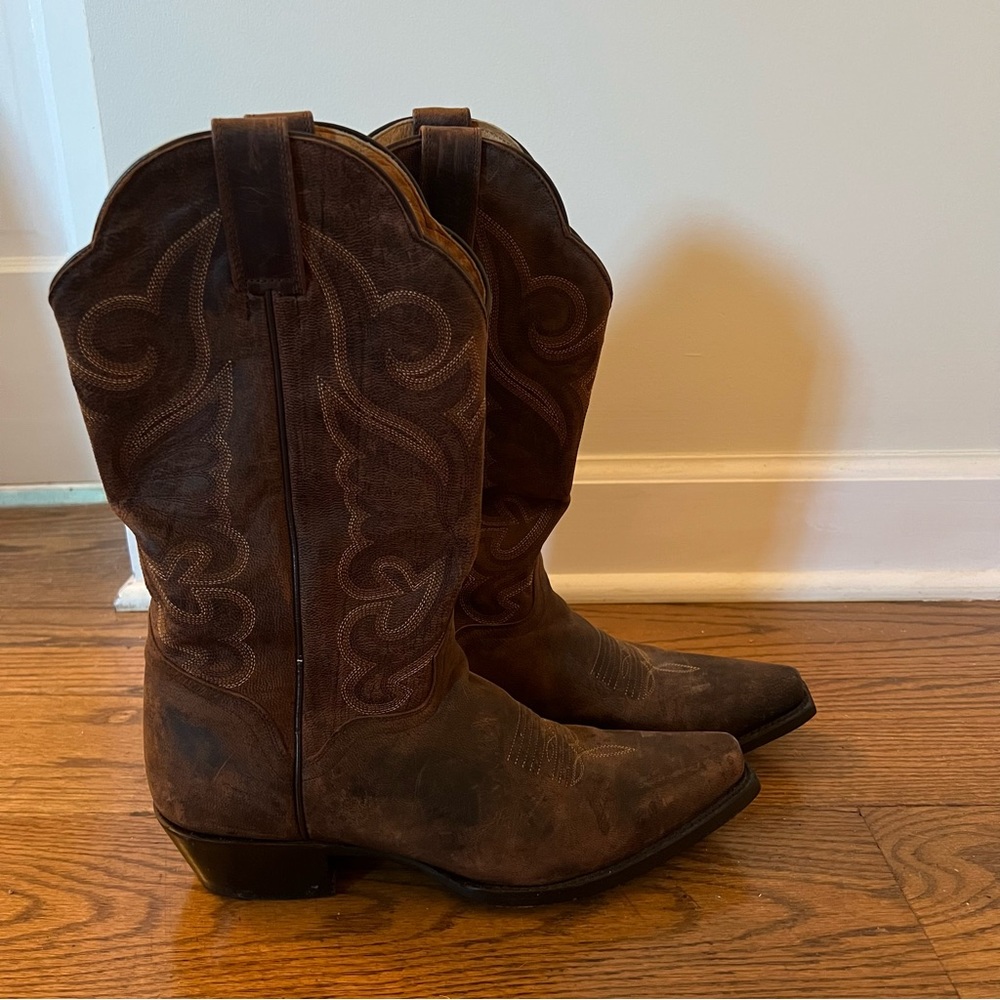 JB Dylan Cowboy Boots size 9